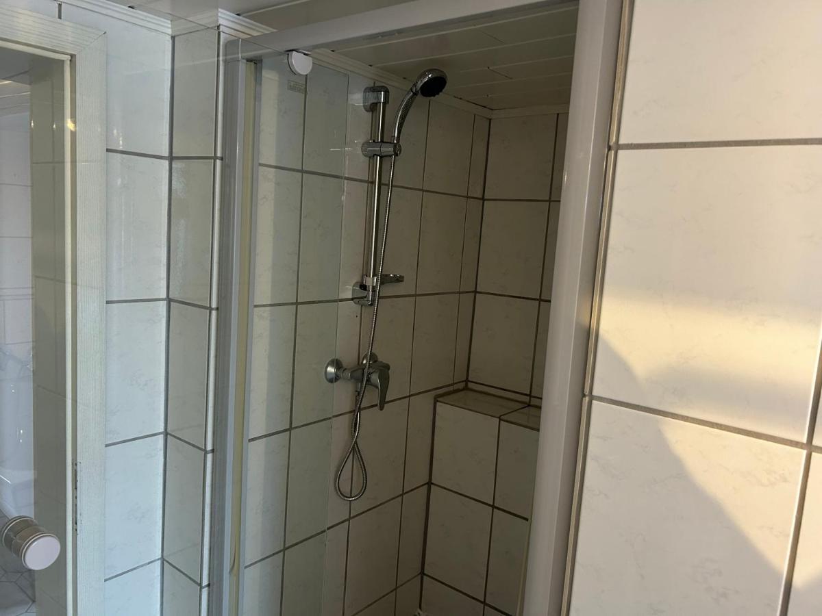 Pension Hotel Leinefelde Am Bahnhof المظهر الخارجي الصورة